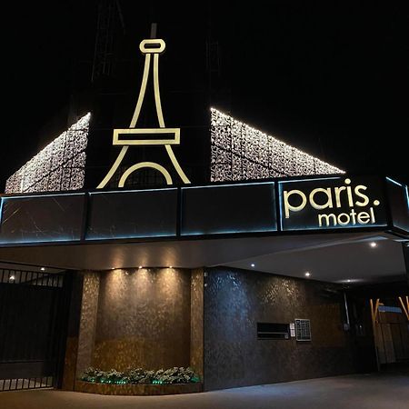 Motel Paris 阿帕雷西达迪戈亚尼亚 外观 照片